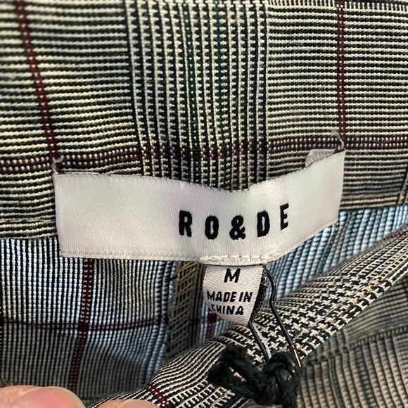RO&DE plaid capri slacks with major flair at leg hems. Size US medium (M). Fun!! - Picture 12 of 13